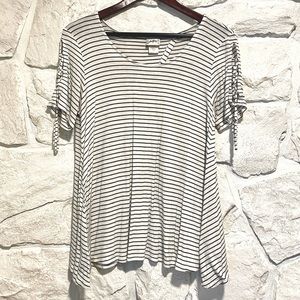 White with black stripe blouse. Size M.